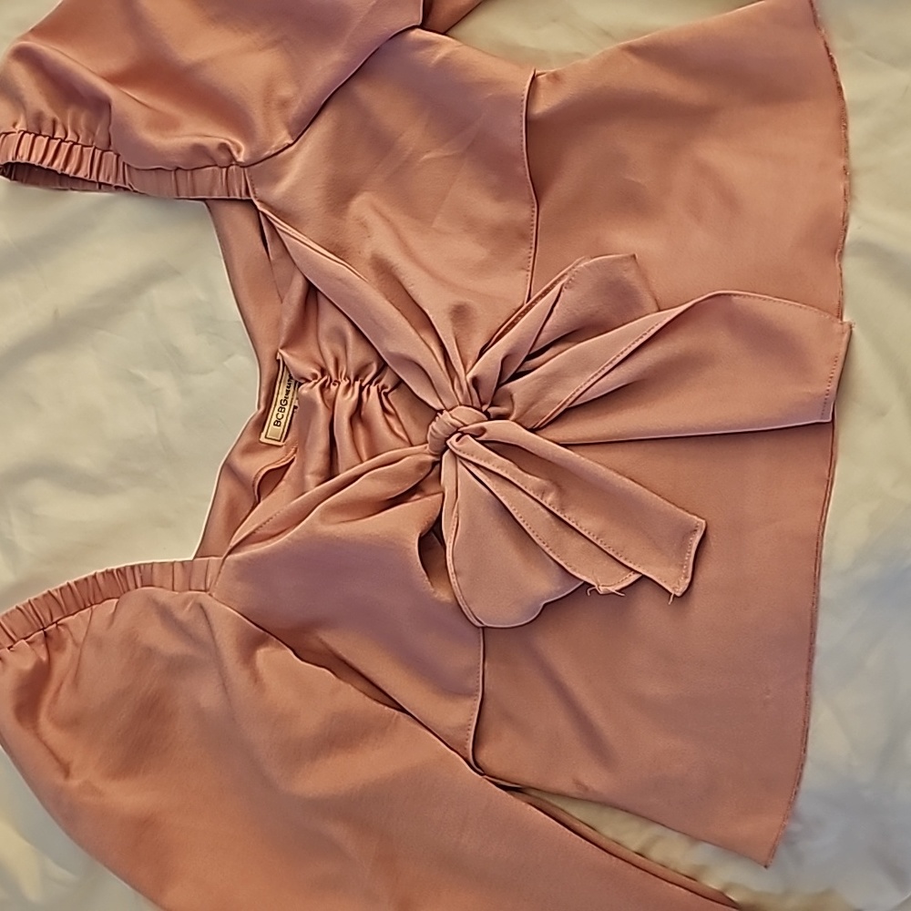 BCBGeneration silky plum color blouse with side zipper long sleeve sz L